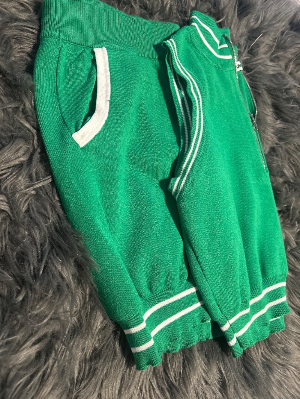 Matching Set - Picture 4 of 4